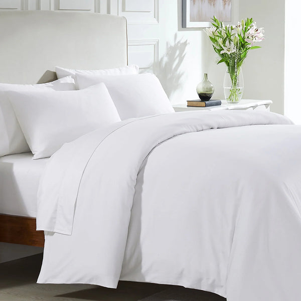 Plain White Duvet Cover set made with soft cotton, perfect for comfortable and elegant bedding. Upgrade your bedroom style with luxury bedding, available in Pakistan.
